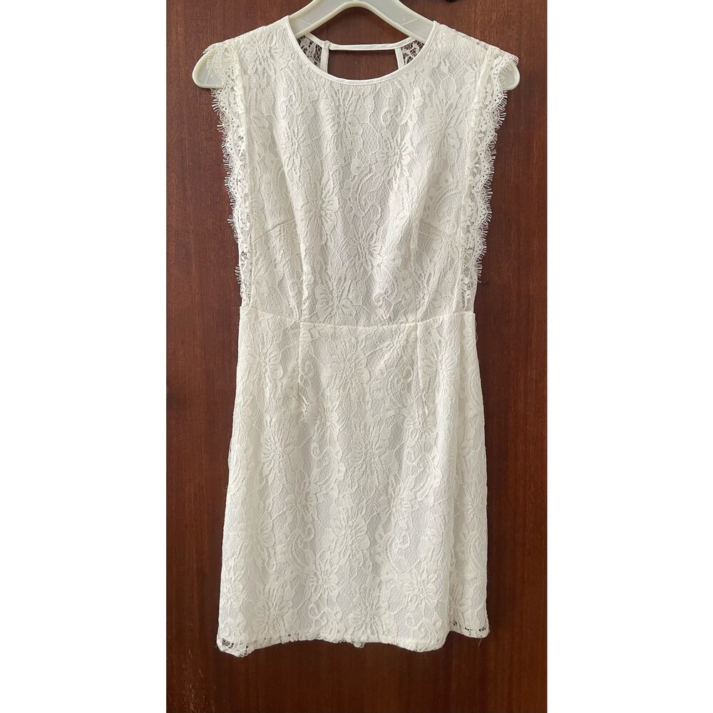 NWT Kimchi Blue Women’s Ivory Lace Sleeveless Open Back Dress size 6. - Picture 2 of 15